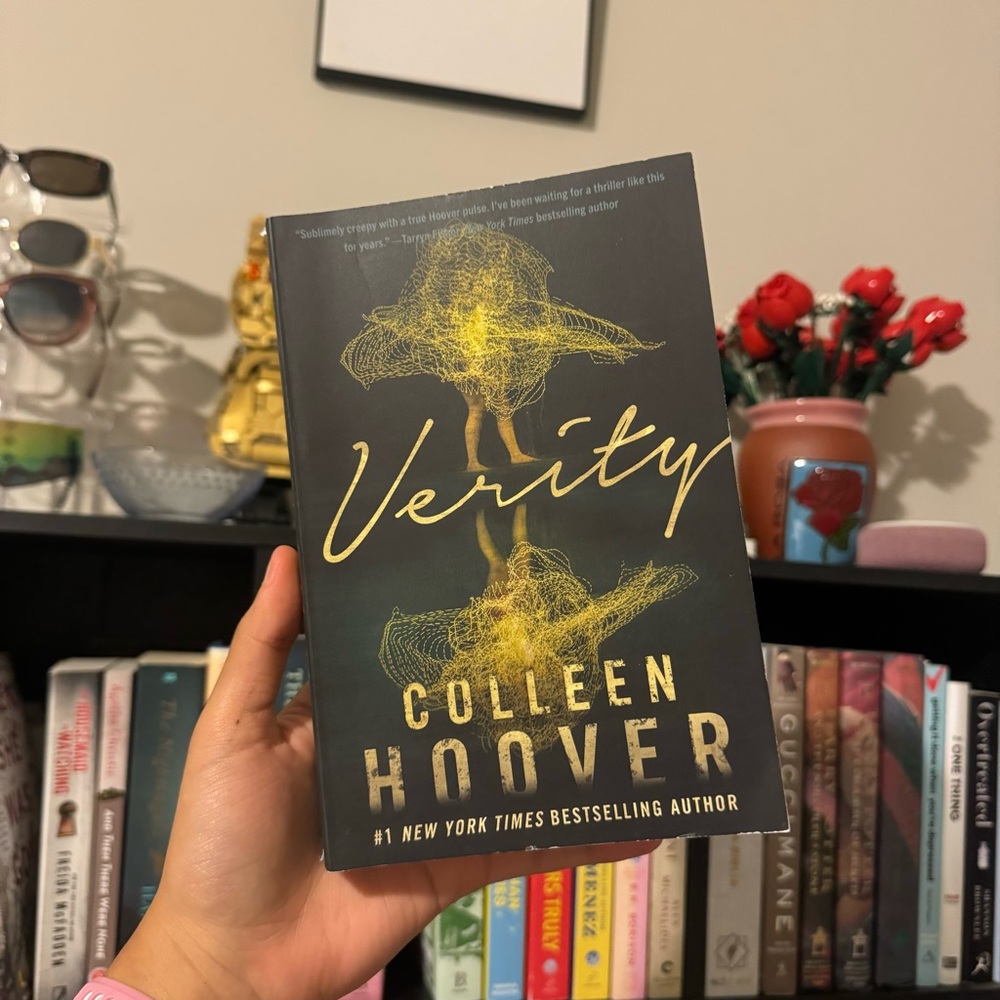 Verity by Colleen Hoover